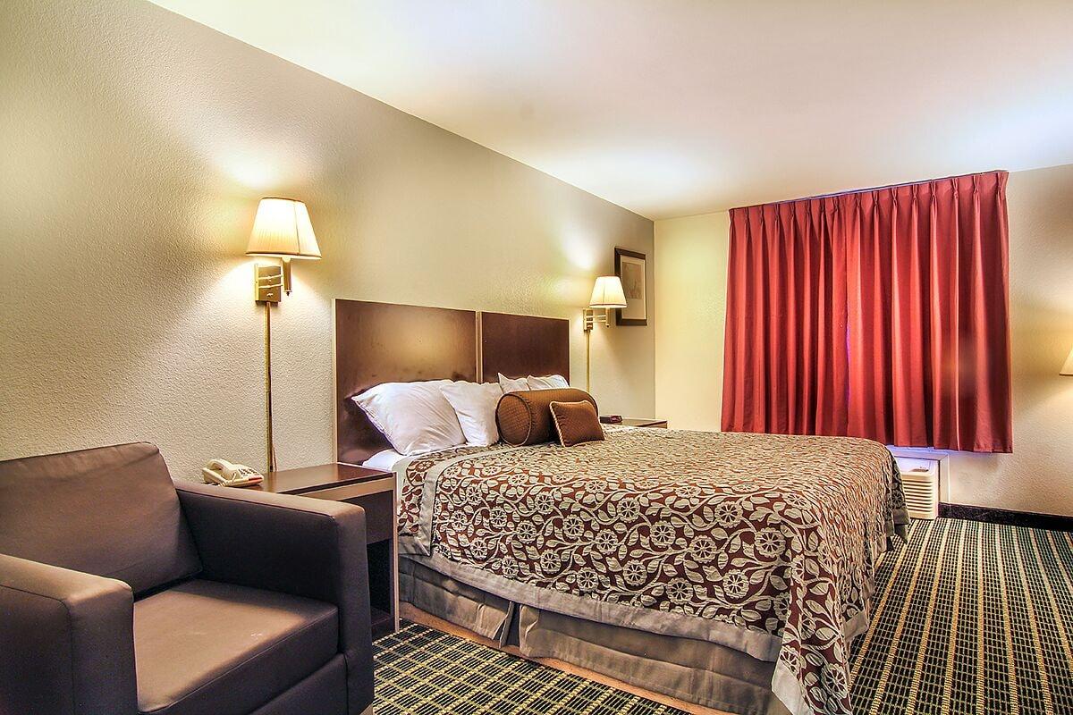 Days Inn By Wyndham Market Center Dallas Love Field Екстериор снимка